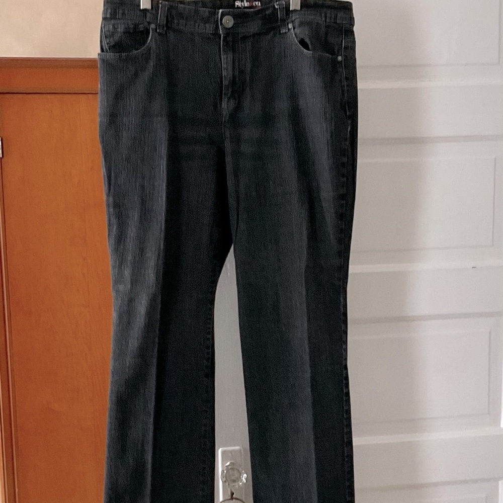 Ladies Straight leg jeans